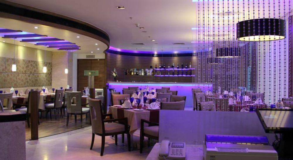 Ramada By Wyndham Navi Mumbai Hotel Exterior foto