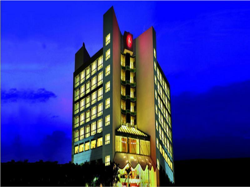 Ramada By Wyndham Navi Mumbai Hotel Exterior foto